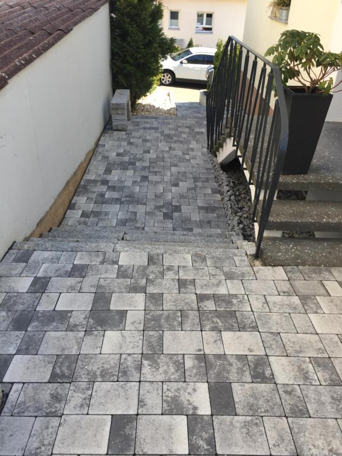 Eigene Wohnung Im Dreifamilienhaus Oberstenfeld Exterior foto